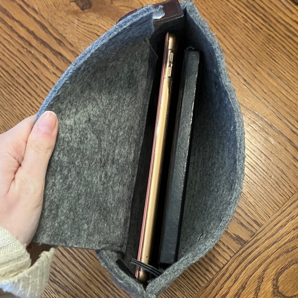 Felted Wool Tablet/iPad Case - Picture 8 of 8